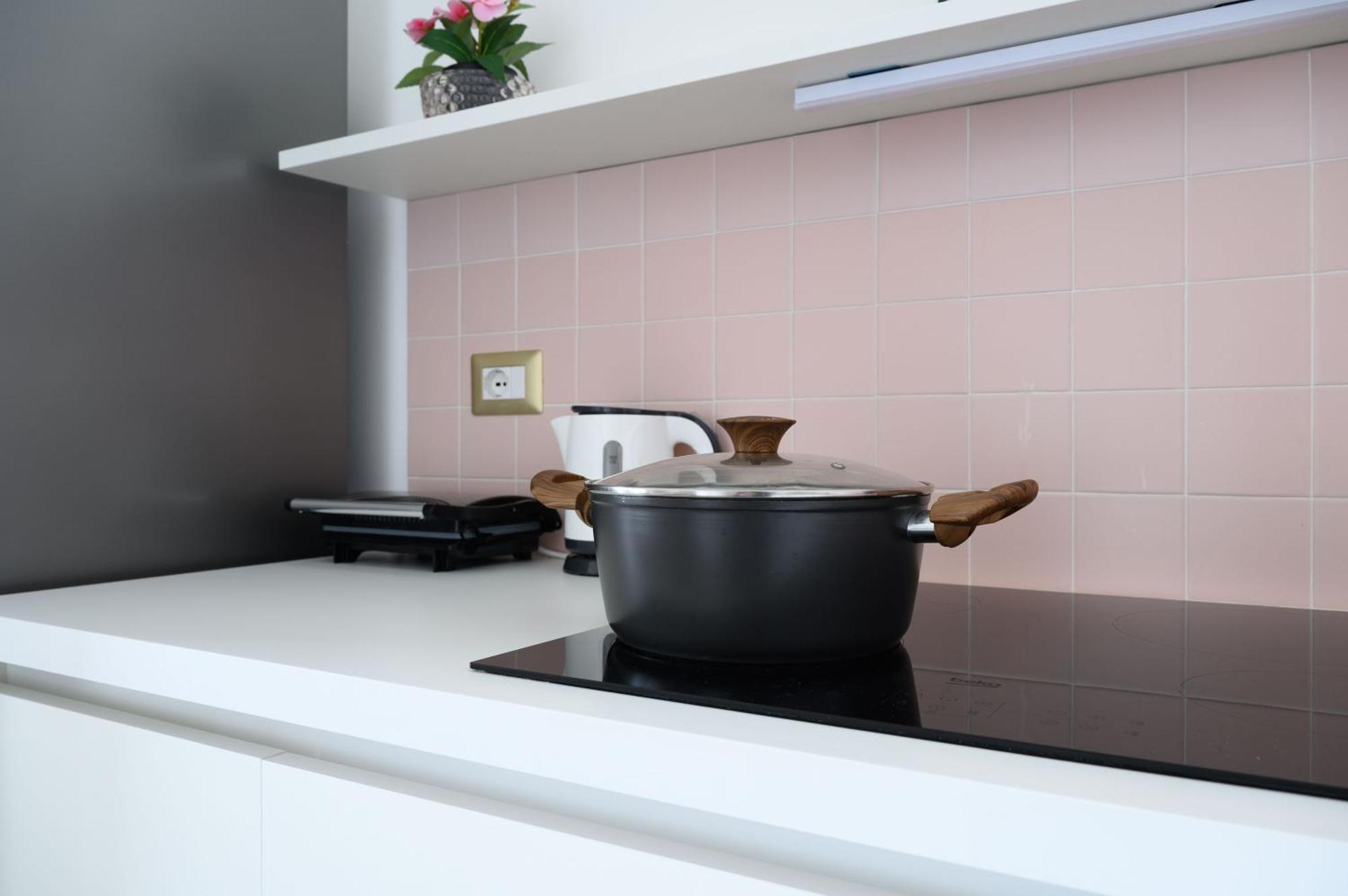 Casa Vacanze Maddalena - Palazzetto Sul Lago - Diamante Rosa Marta Luaran gambar